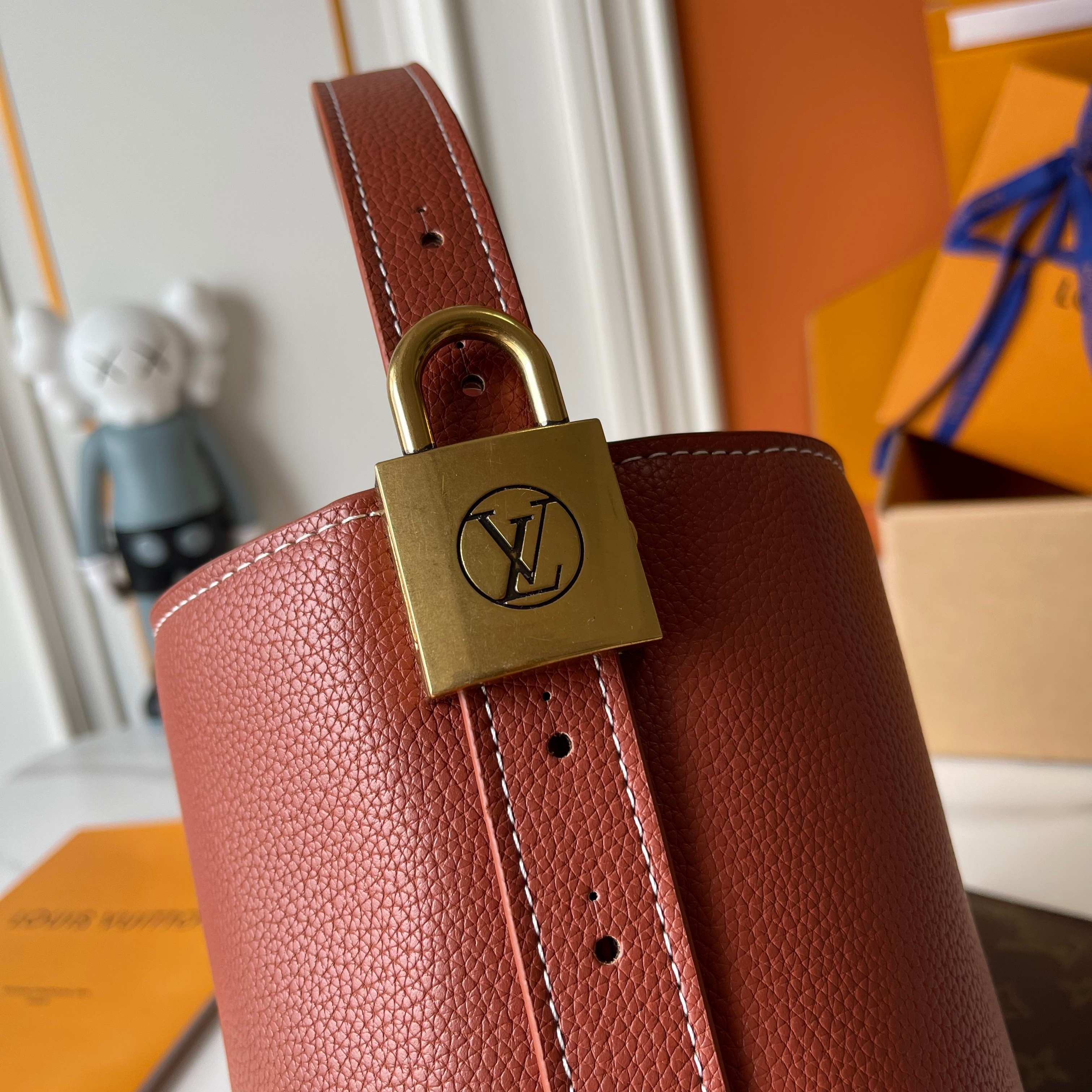 スーパーコピーバッグ国内発送対応N品安全必ず届く信用できるサイト